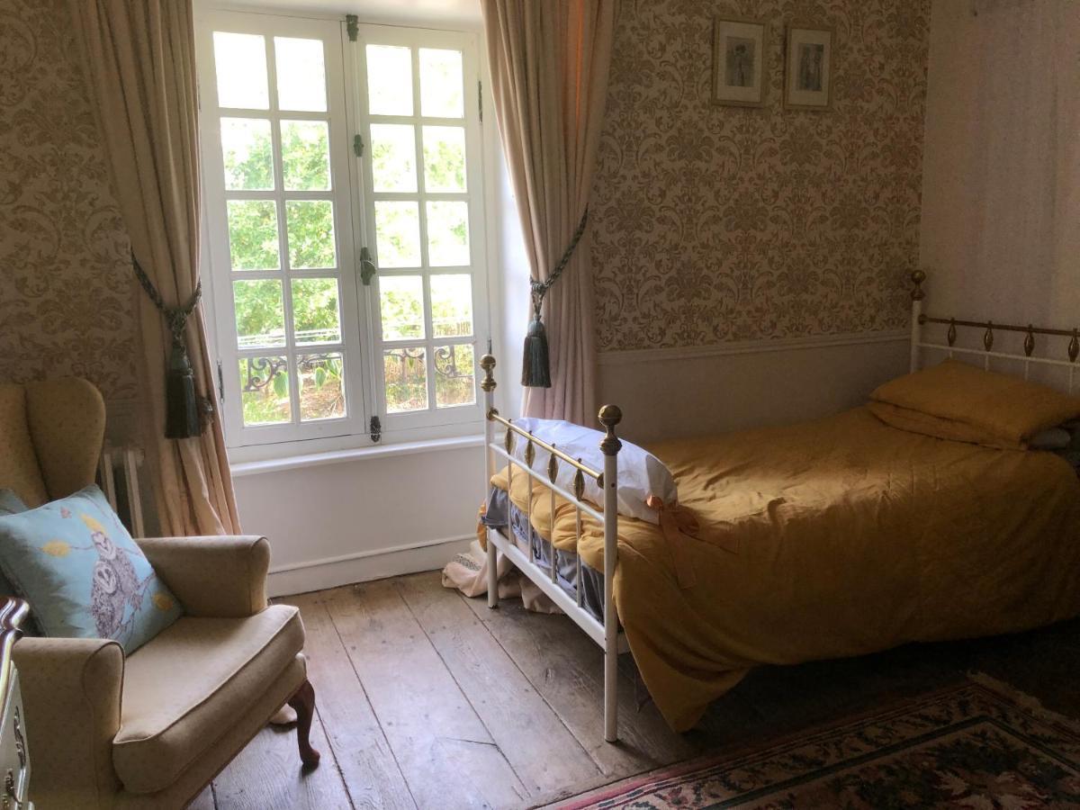 Chateau Gros Puy, Petit Chateau Chambre D'Hote Abjat-sur-Bandiat エクステリア 写真