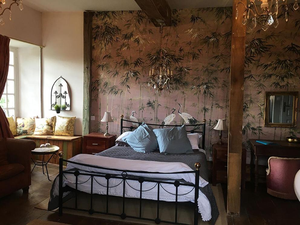 Chateau Gros Puy, Petit Chateau Chambre D'Hote Abjat-sur-Bandiat エクステリア 写真